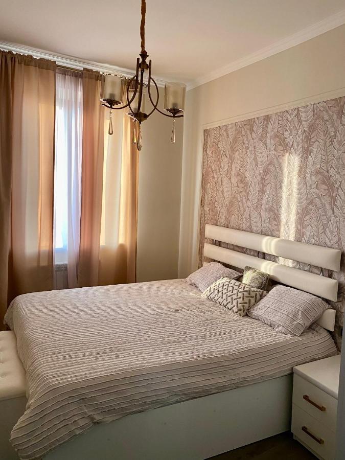 Vernatoon Guest House Vagharshapat Bagian luar foto