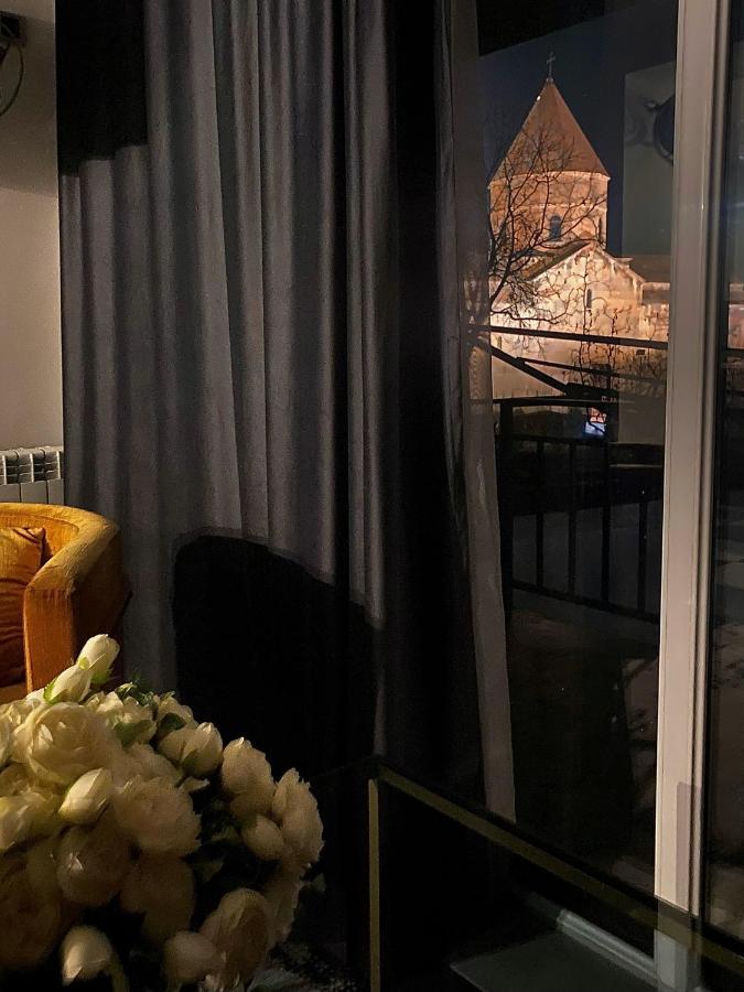 Vernatoon Guest House Vagharshapat Bagian luar foto